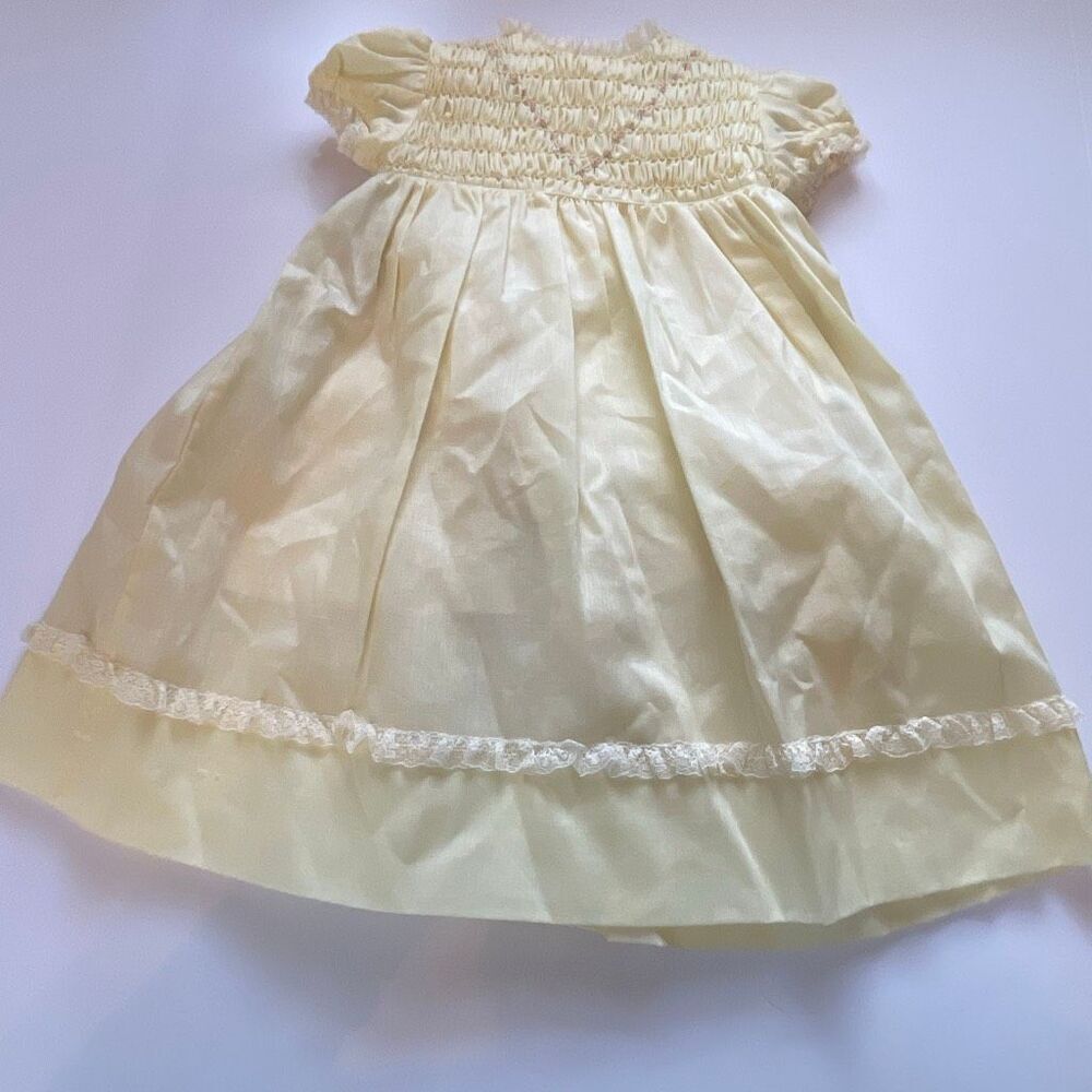 Vintage Polly Flinders size 12 Mo pale yellow maxi